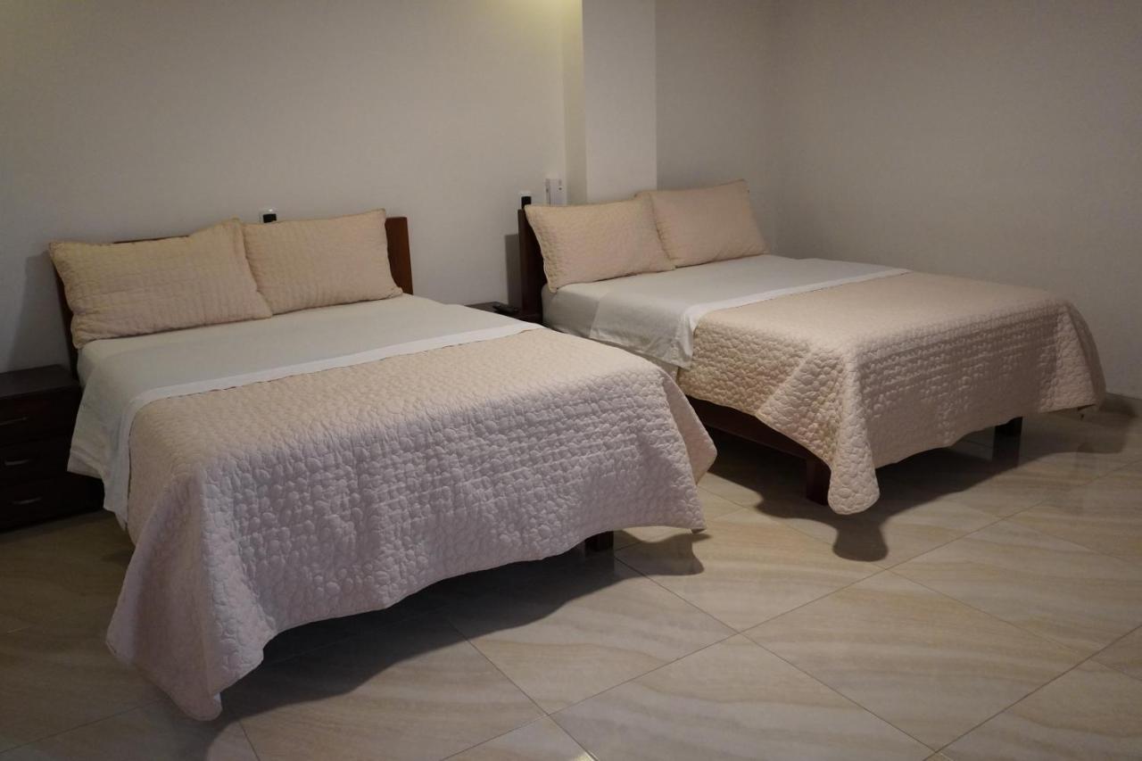 Hotel 80 Real Tenjo Bagian luar foto