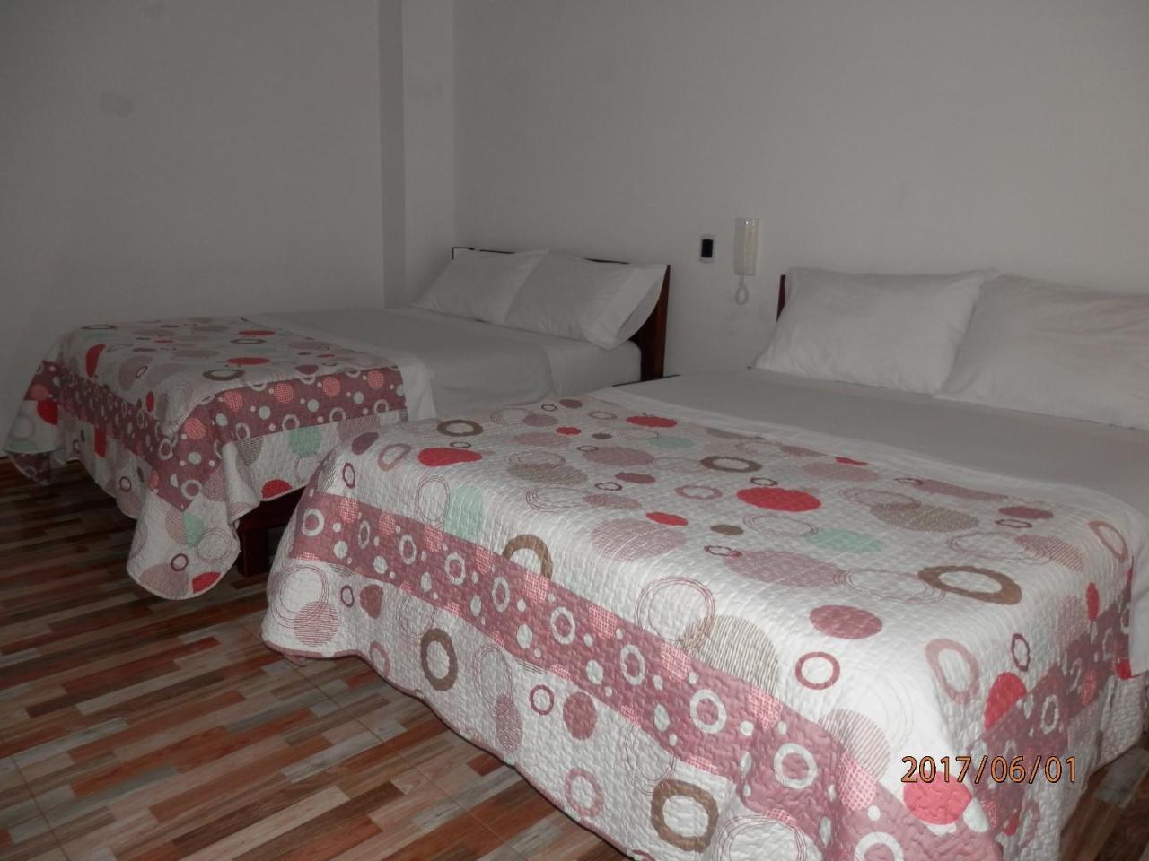 Hotel 80 Real Tenjo Bagian luar foto