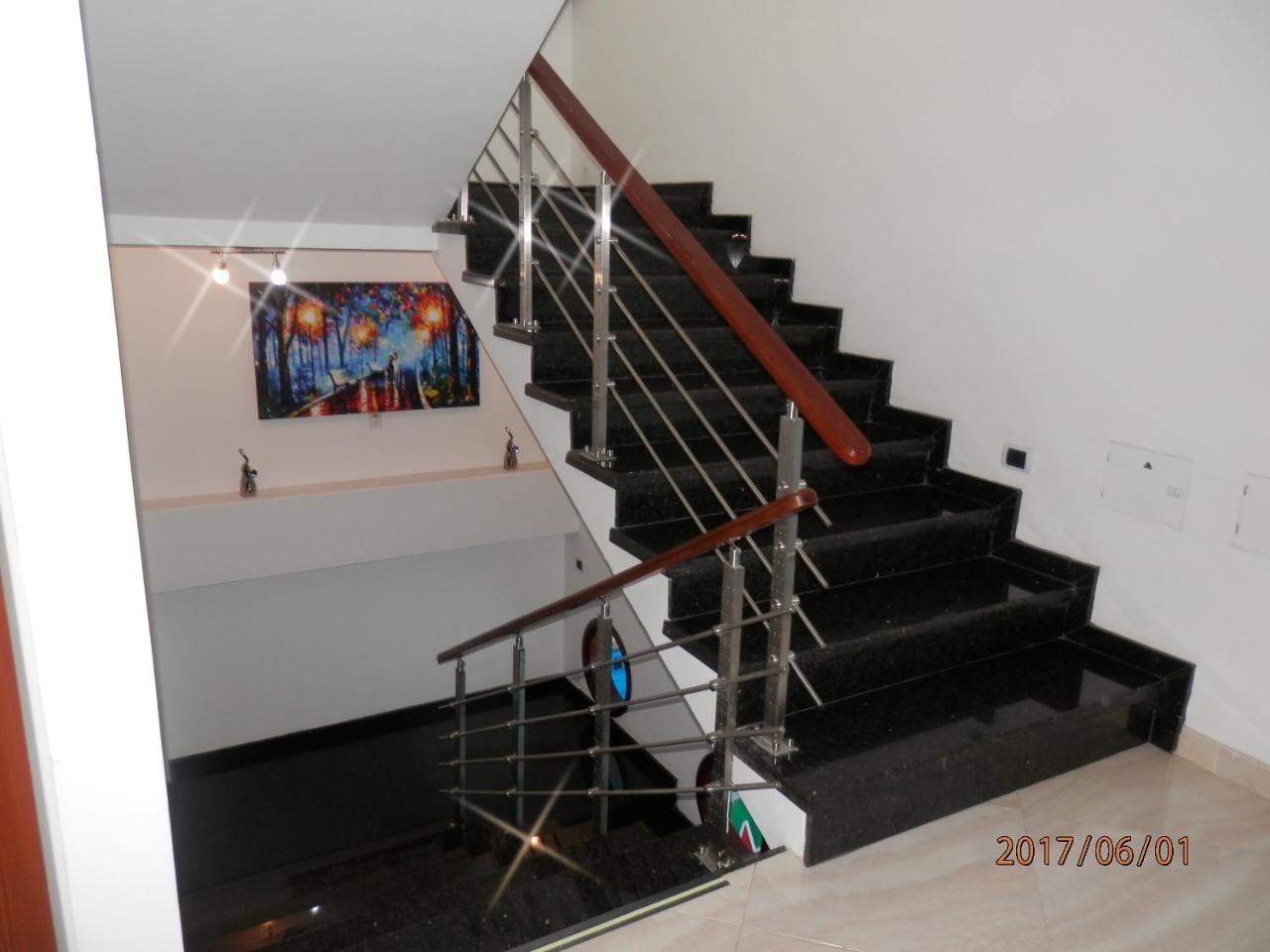 Hotel 80 Real Tenjo Bagian luar foto