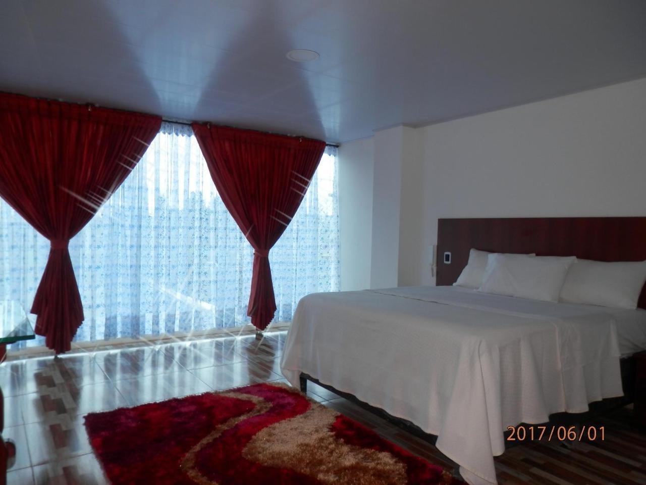 Hotel 80 Real Tenjo Bagian luar foto