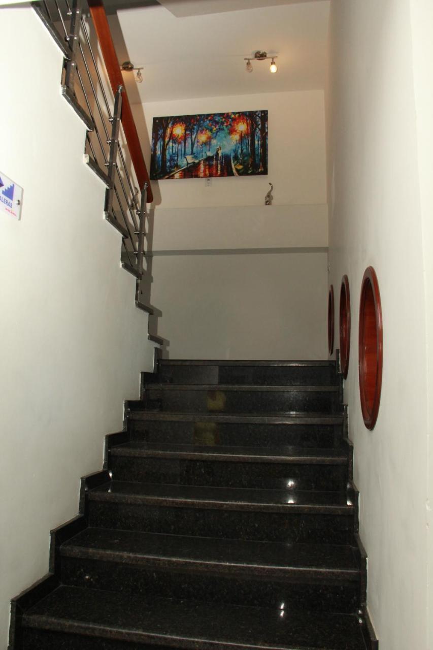 Hotel 80 Real Tenjo Bagian luar foto
