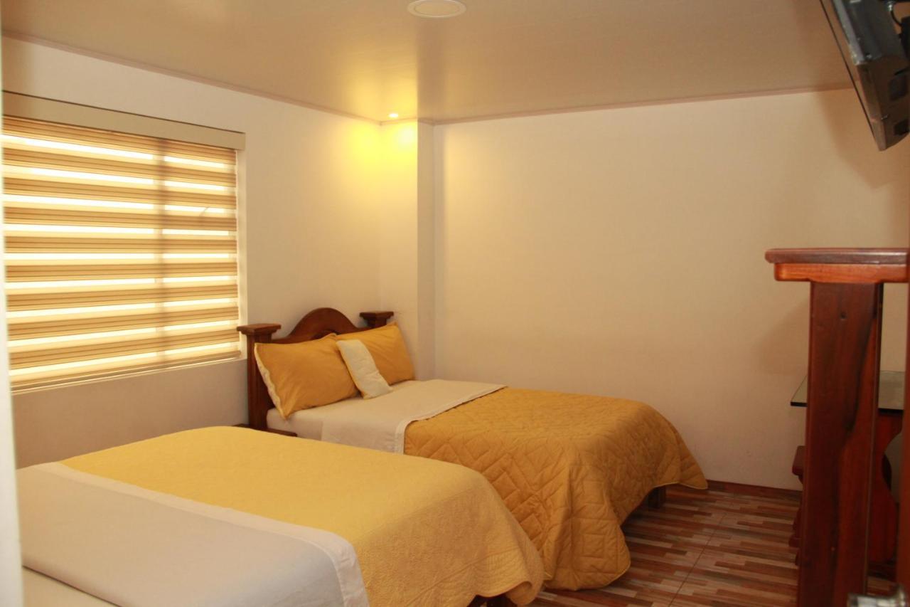 Hotel 80 Real Tenjo Bagian luar foto